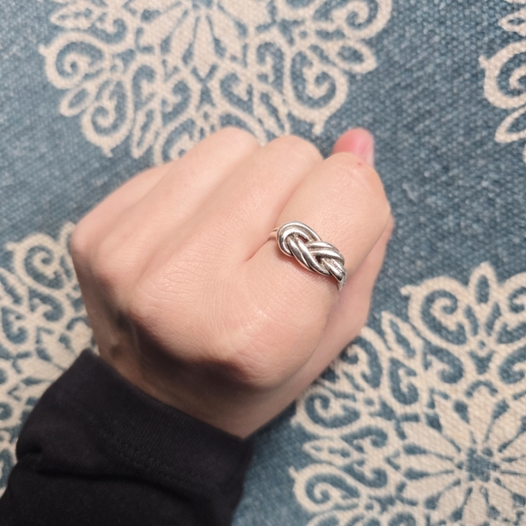 Jewelry - Vintage 925 Sterling Silver Rope Knot Ring, size 8